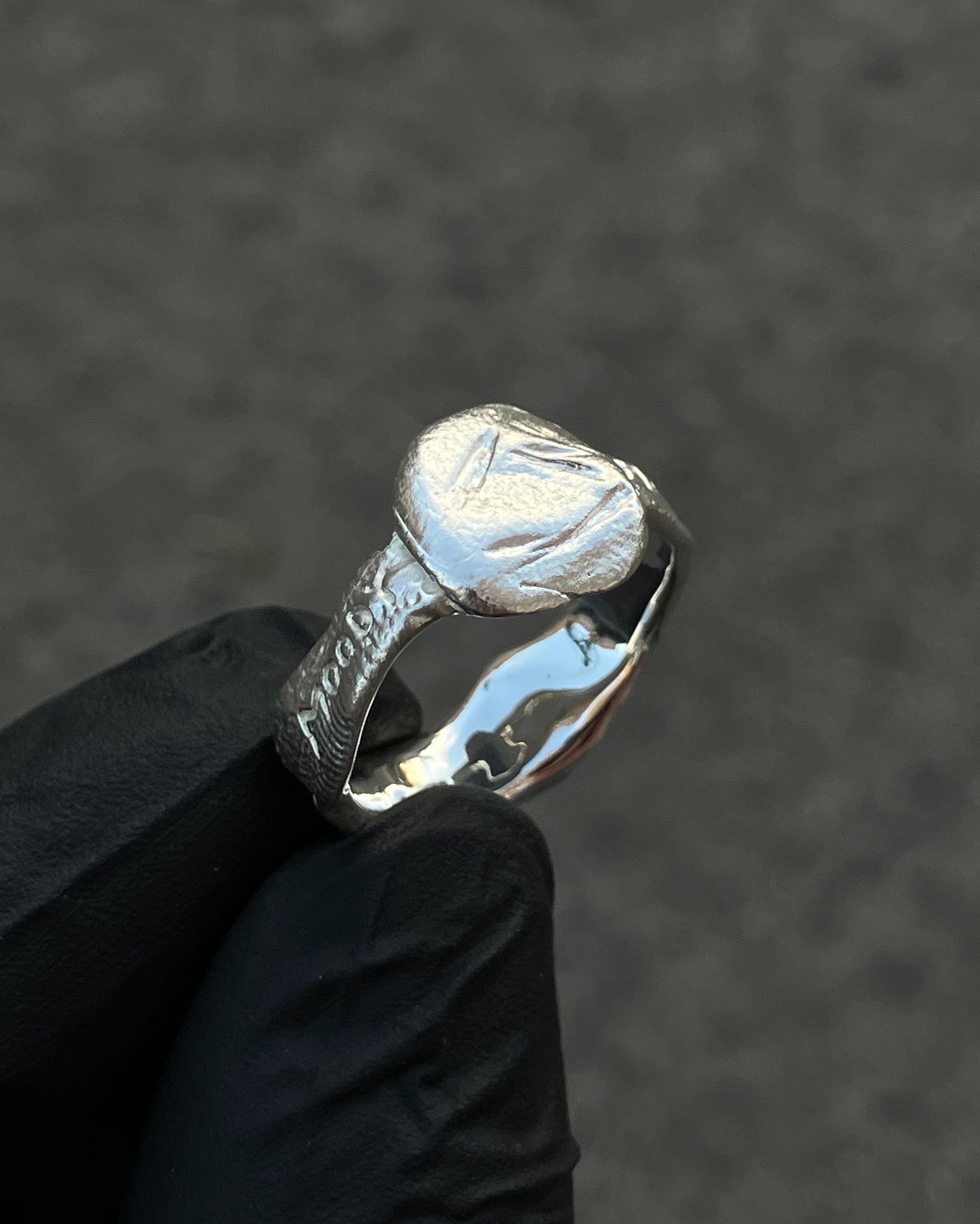 #40 prsten Moody Man ag925