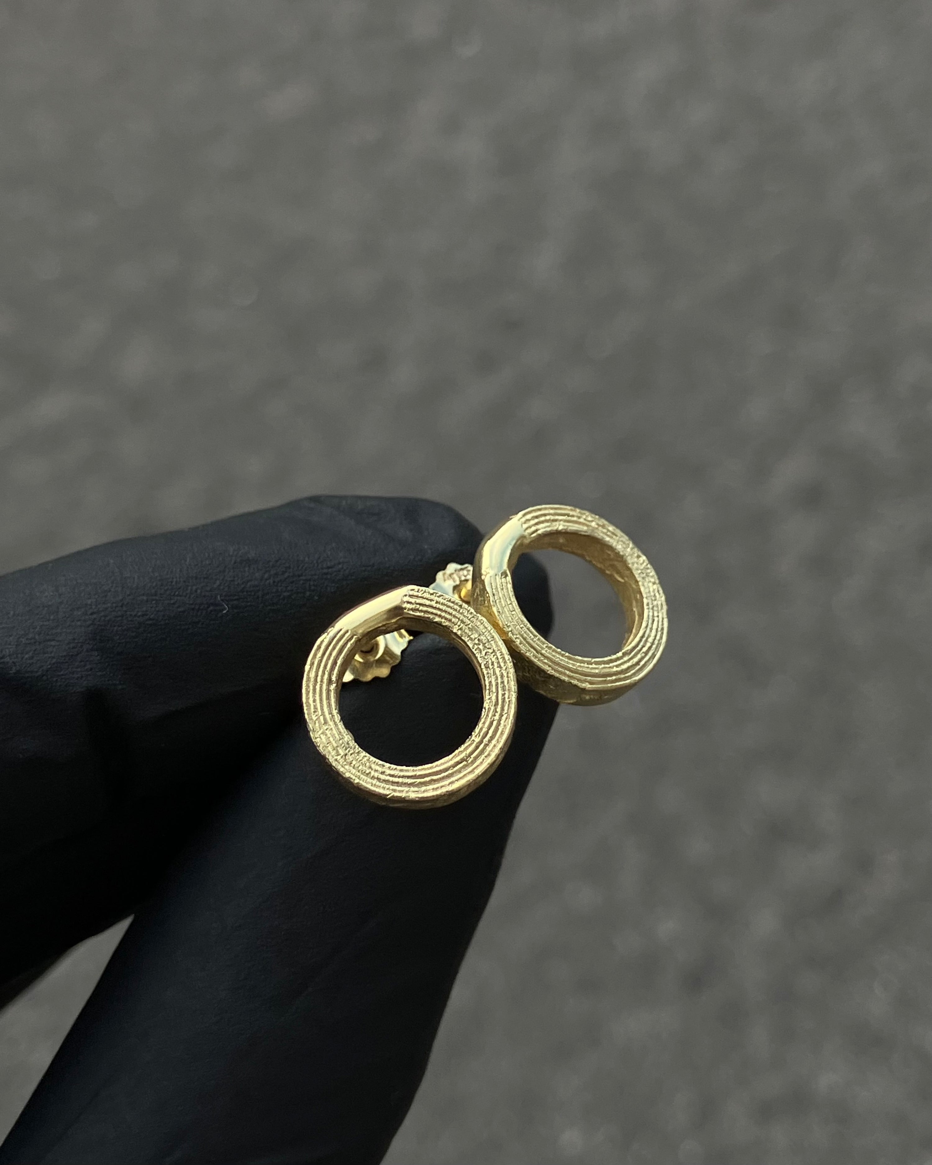 #1 náušnice Beach Artifacts S round pozlacené ag925