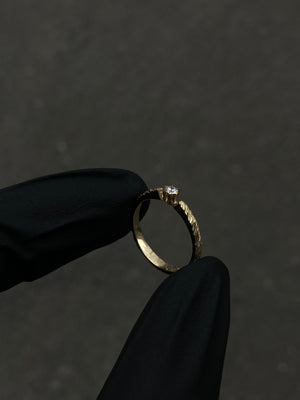 Soča zásnubní prsten žluté zlato (585/1000) s diamantem 2,65 mm SI1G