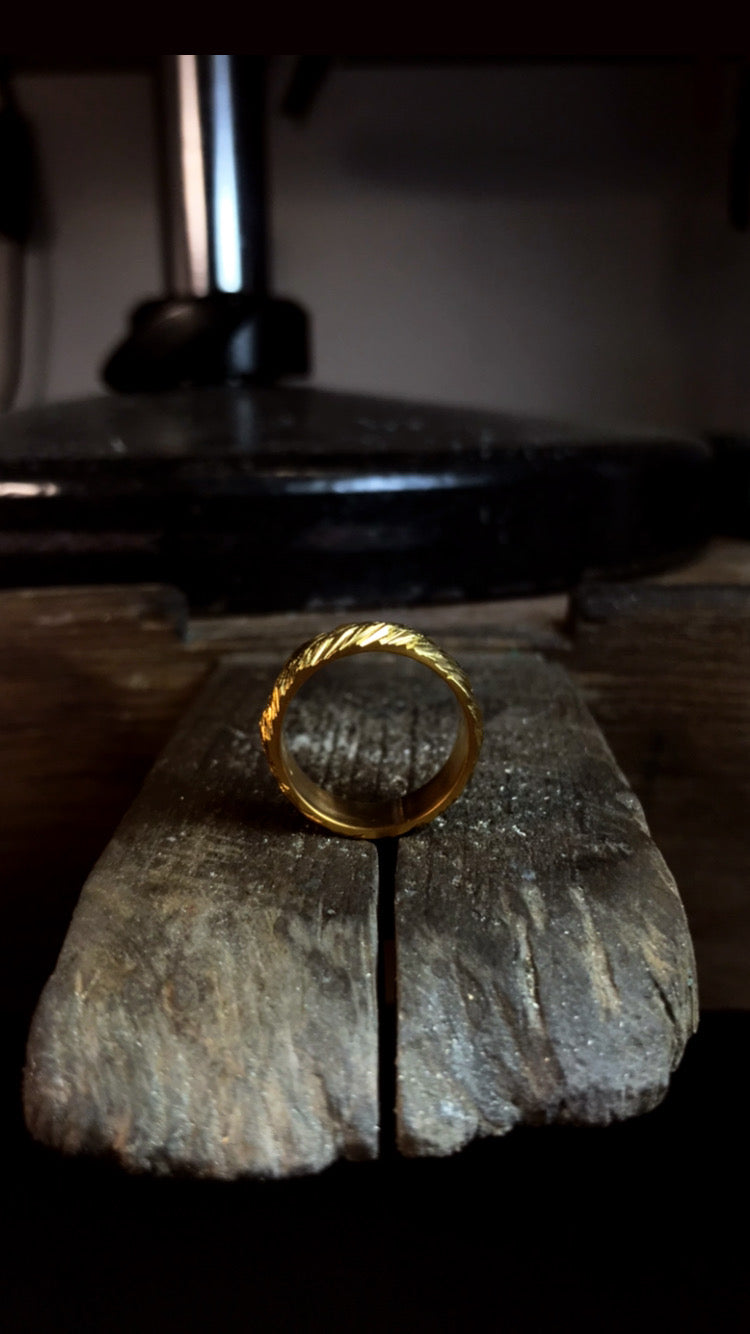 Prsten Soča žluté zlato (585/1000)